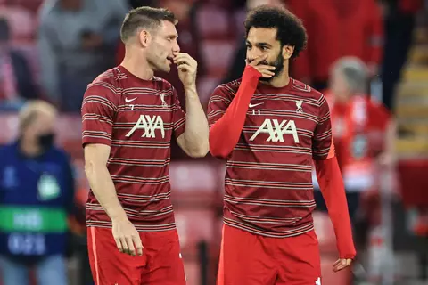 ميلنر: صلاح استطاع بمدرب شطرنج لتحسين مستواه.. وهو قائد في ليفربول